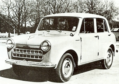 Один из первых седанов Datsun 113-ой серии, поставленных на экспорт
